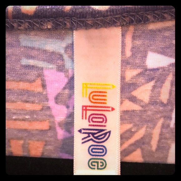 Lularoe - Picture 1 of 7